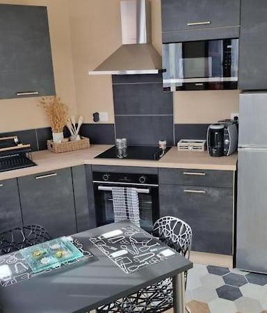 Studio Refait A Neuf Classe 3 Etoiles ชาเตล-กียง ภายนอก รูปภาพ